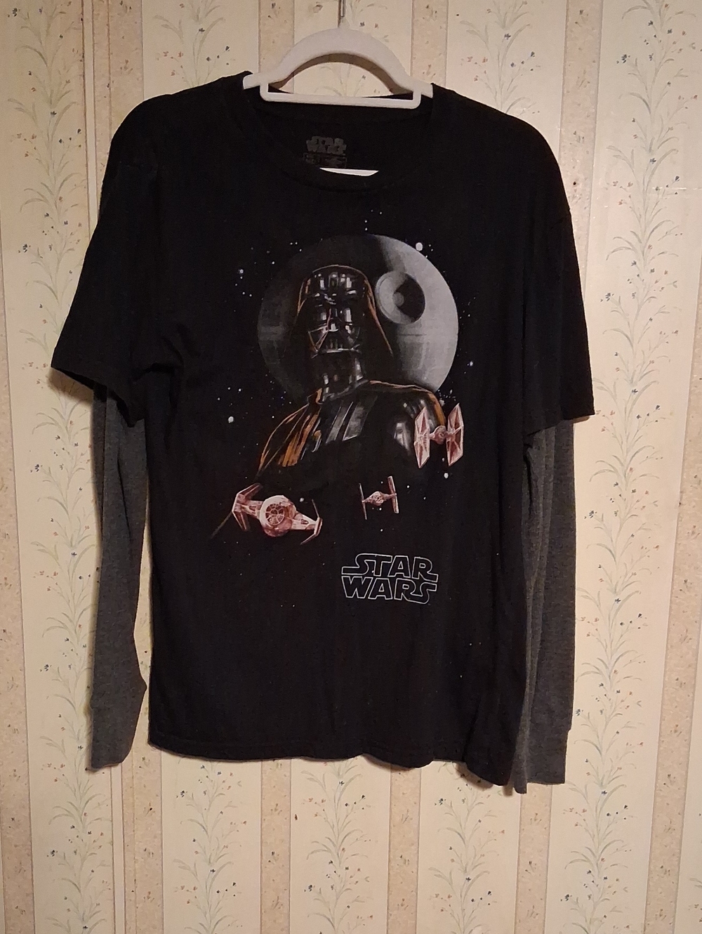 Star Wars Black & Gray Darth Vader Layered-Look Graphic Tee